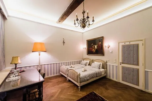 Hofmarkgraaf - Unique Apartment In Historic Antwerp Mansion Belgien